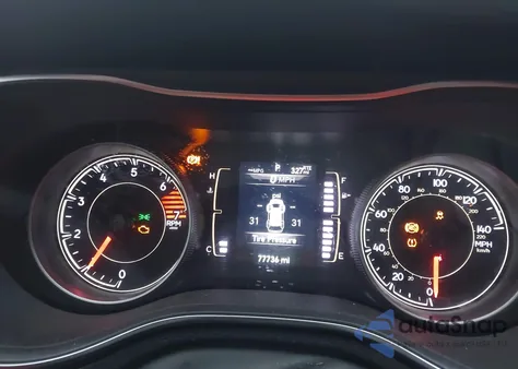 2020 Jeep Cherokee Latitude Plus Fwd z USA, uszkodzony, nr VIN 1C4PJLLB8LD586132